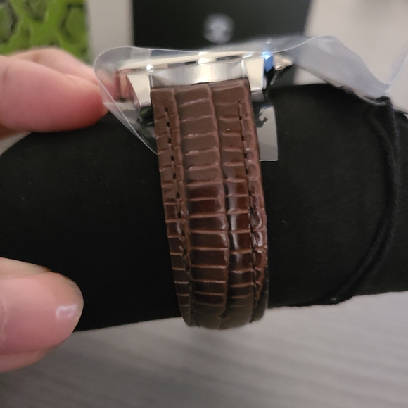 Authentic Roberto Cavalli Watch - Picture 8 of 8